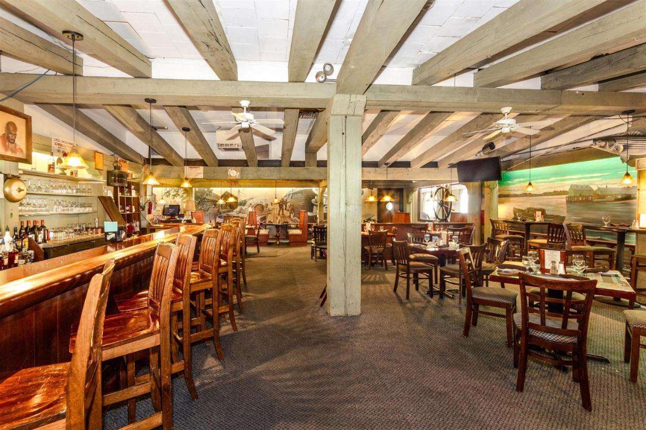 Provincetown Inn Екстер'єр фото